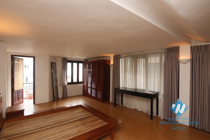 01 bedroom apartment for rent in Truc bach area, large balcony view to the lake, Ba Dinh, Hanoi